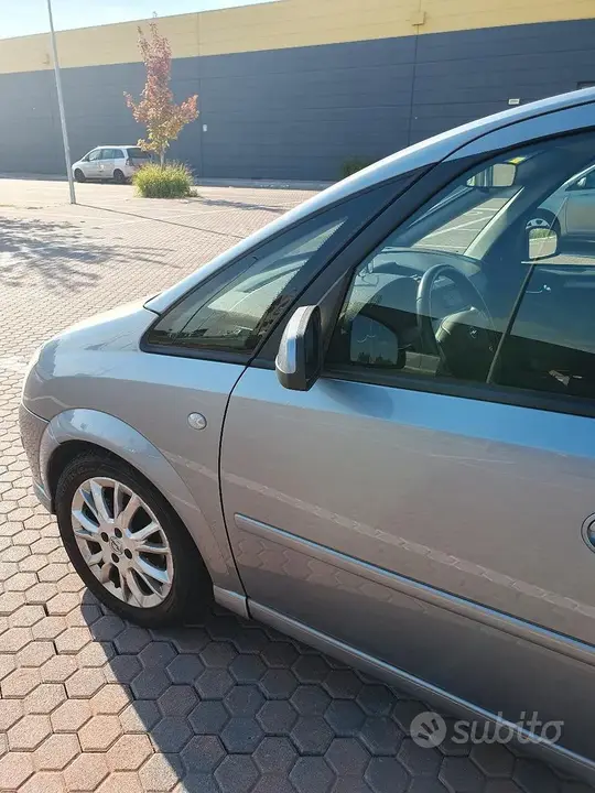 Opel Meriva 2009 photo 3