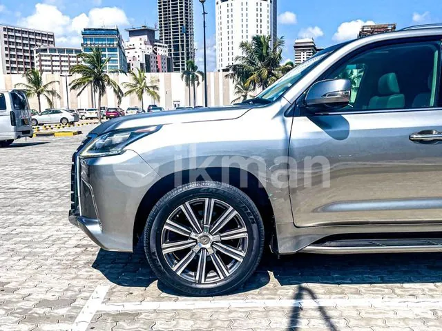Lexus Lx570 2017 photo 3