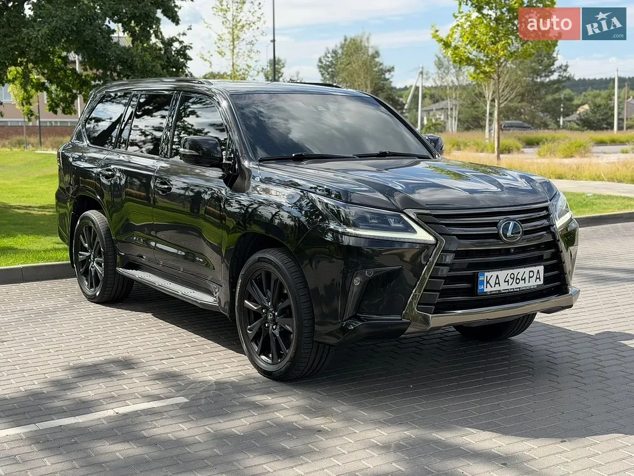 Lexus Lx 2019 photo 4