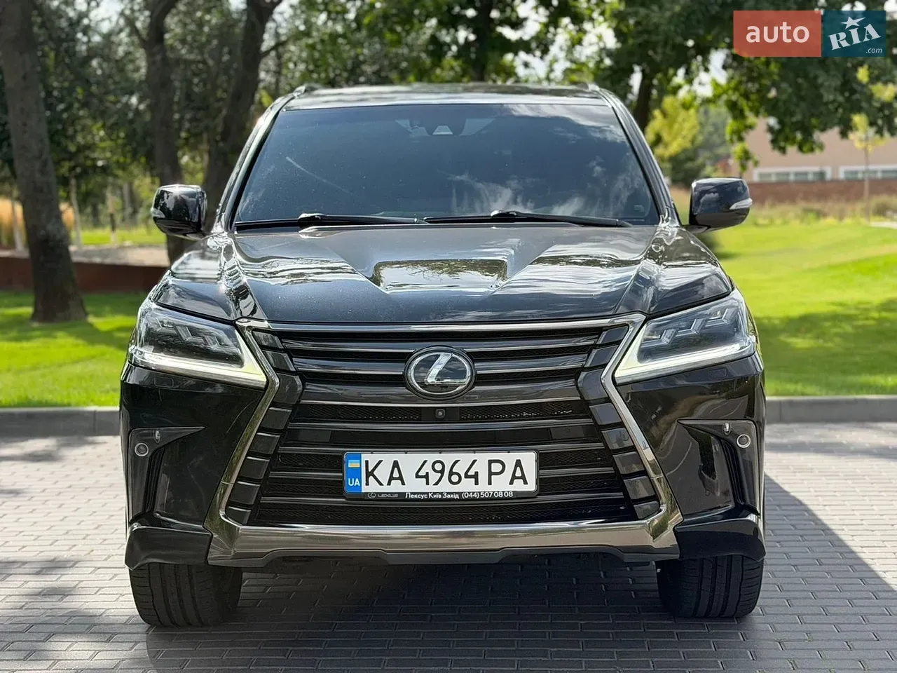 Lexus Lx 2019 photo 2