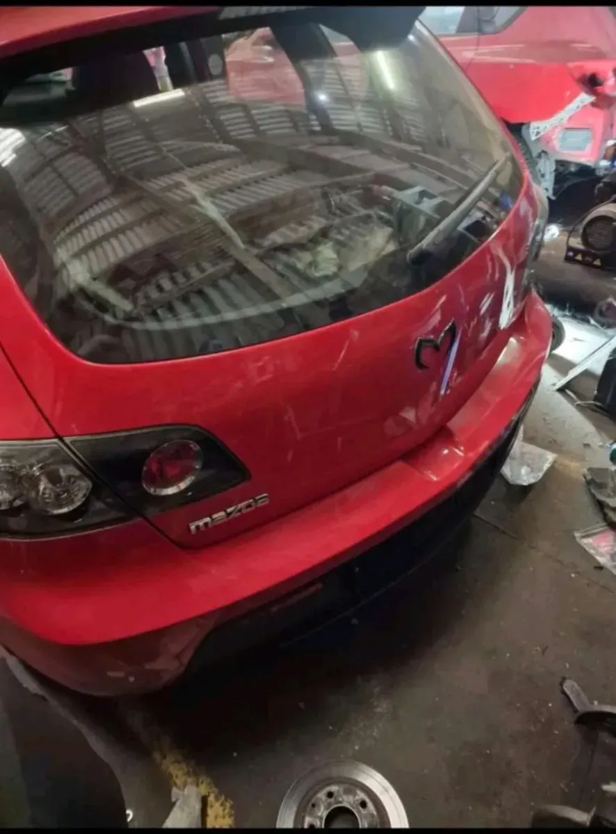 Mazda Mazda3 2007 photo 2