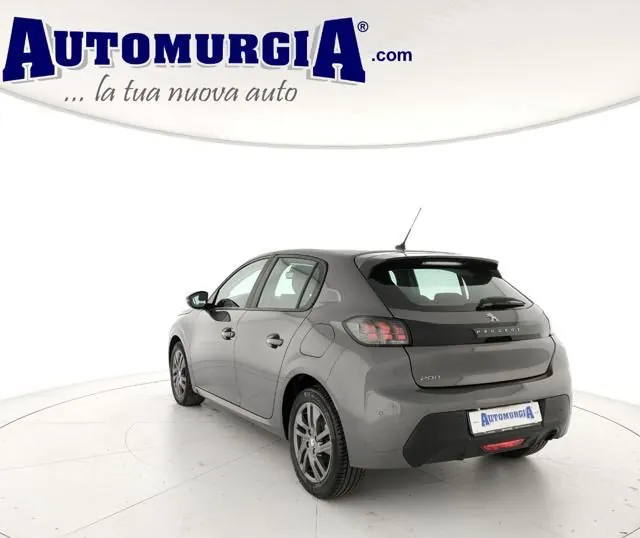 Peugeot 208 2021 photo 3