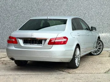 Mercedes-Benz E-Class 2009 photo 3