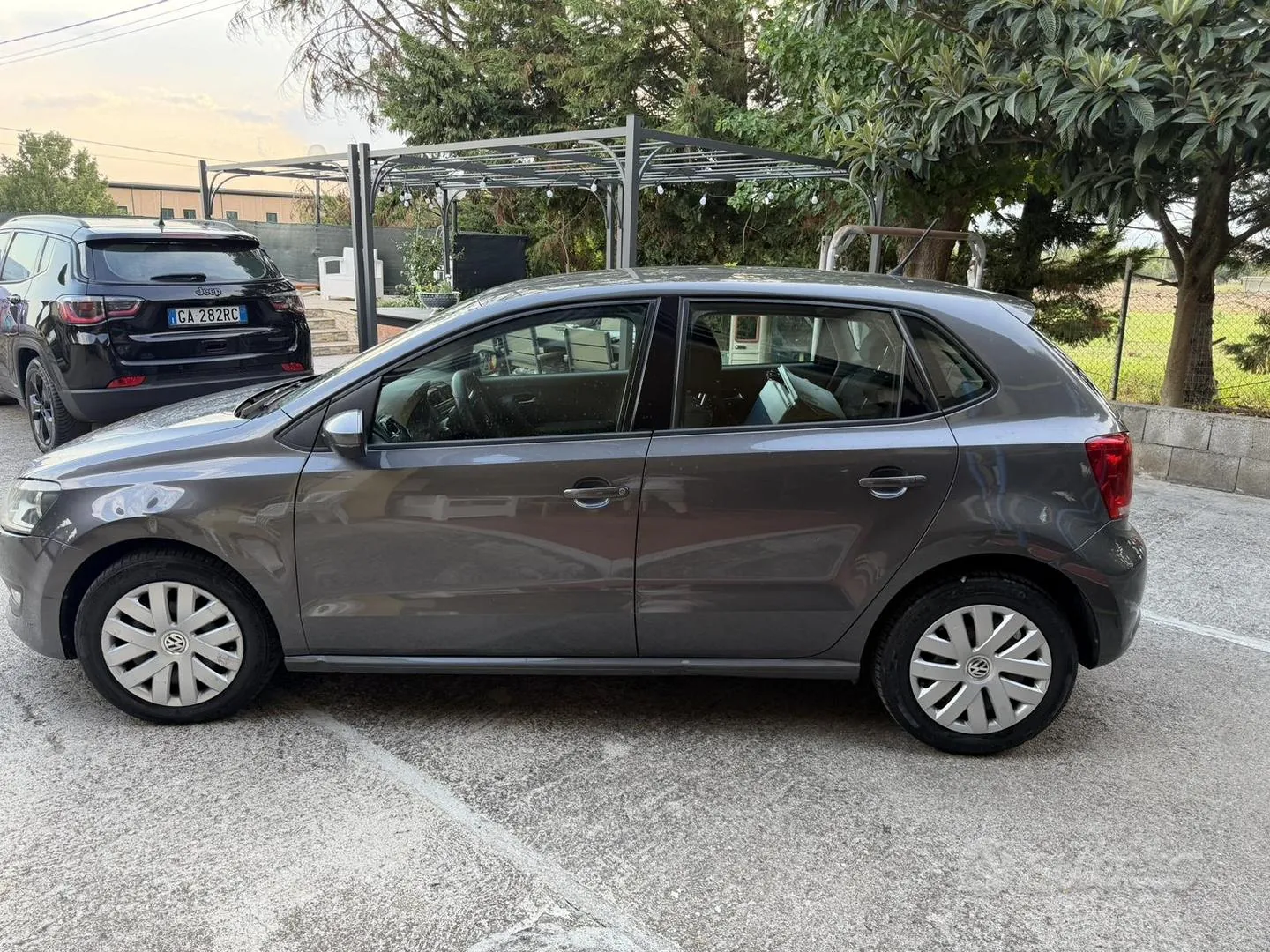 Volkswagen Polo 2013 photo 2