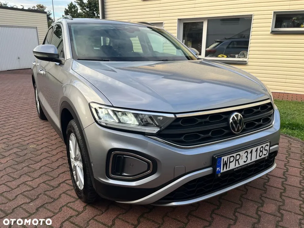 Volkswagen T-Roc 2022 photo 2