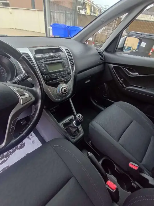 Hyundai I20 2015 photo 2