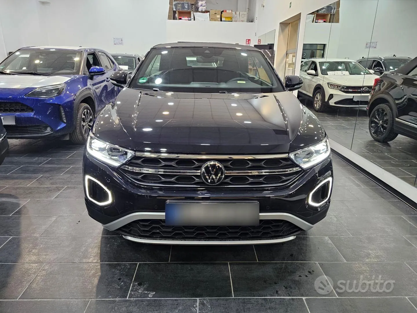 Volkswagen T-Roc 2023 photo 3