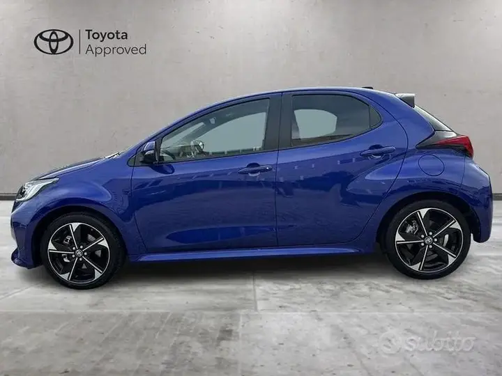 Toyota Yaris 2025 photo 3