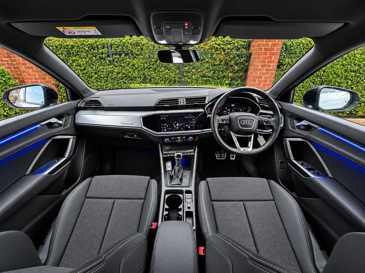 Audi Q3 2020 photo 3