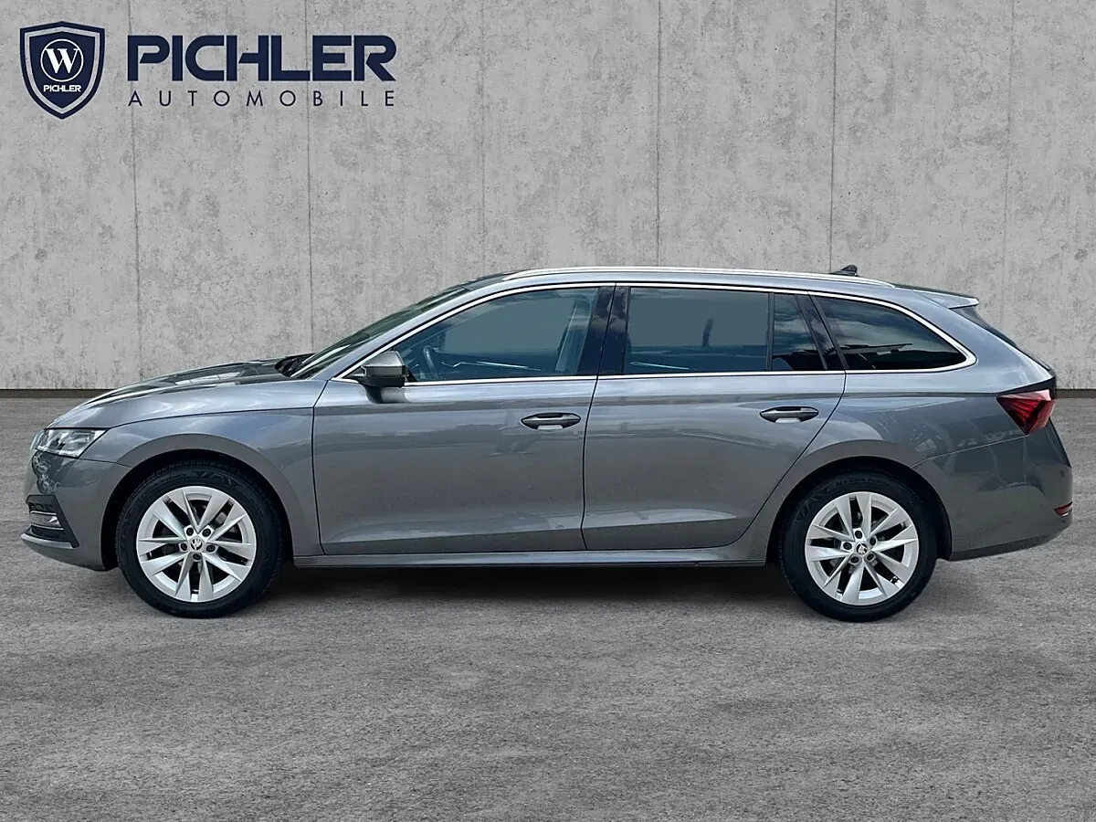 Skoda Octavia 2023 photo 3