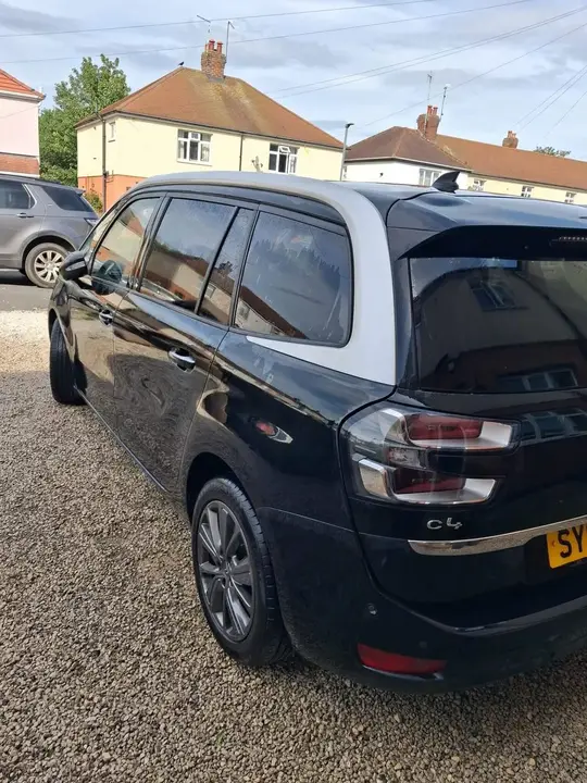 Citroen Grand C4 Picasso 2017 photo 2