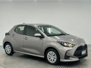 Toyota Yaris 2026 photo 2