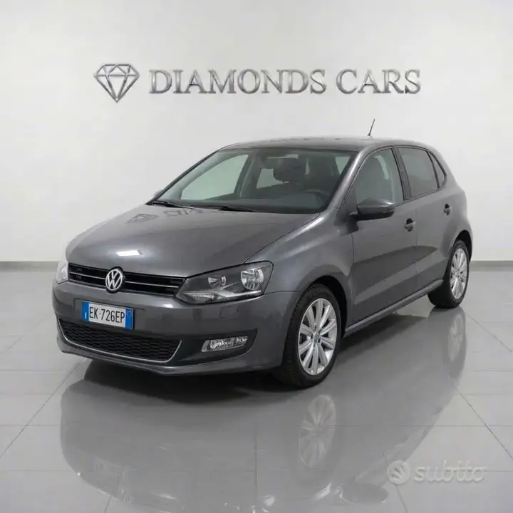 Volkswagen Polo 2011 photo 2