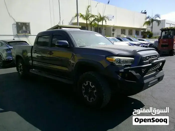Toyota Tacoma 2017 photo 2
