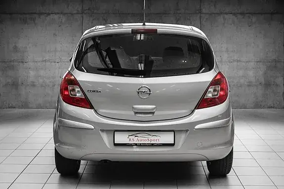 Opel Corsa 2011 photo 5