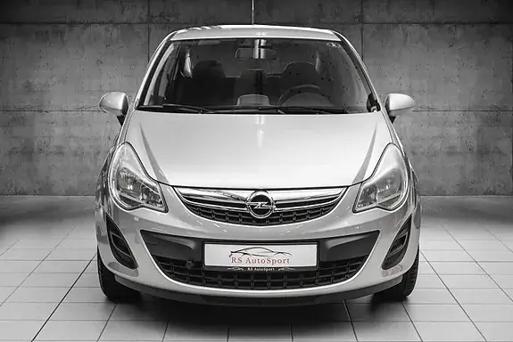 Opel Corsa 2011 photo 4