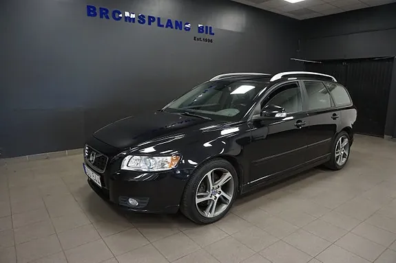 Volvo V50 2012 photo 2