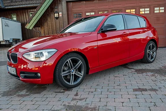 BMW 114I 2013 photo 3