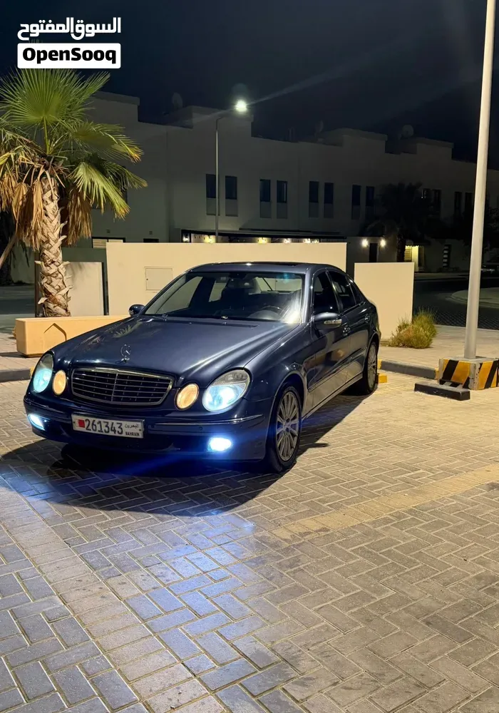 Mercedes-Benz E-Class 2006 photo 2