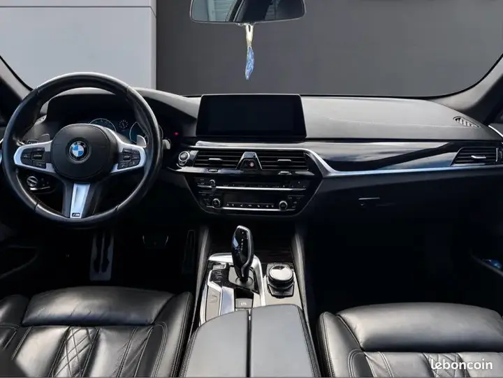 BMW 5 Series 2018 photo 3