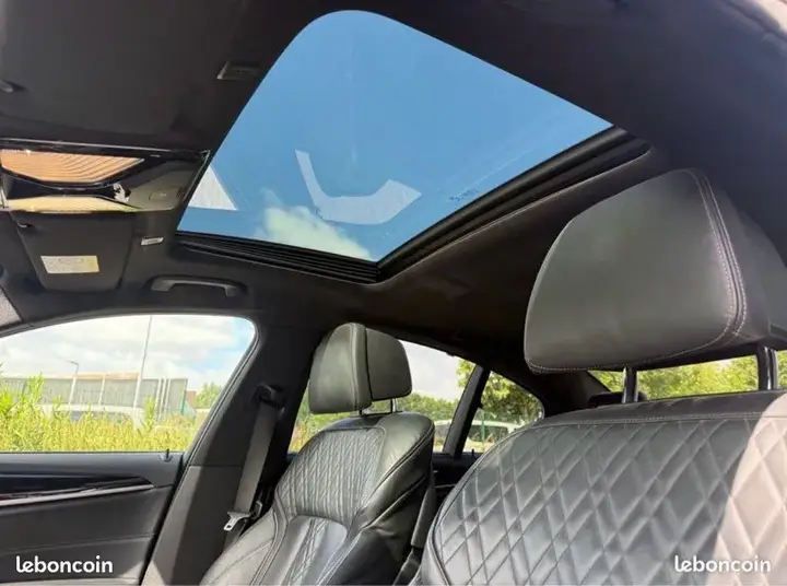 BMW 5 Series 2018 photo 2