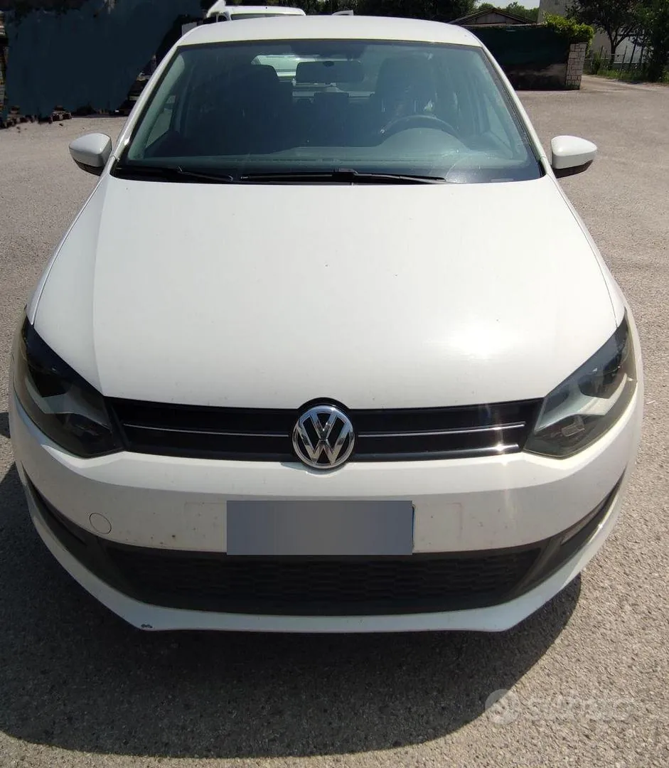 Volkswagen Polo 2012 photo 3