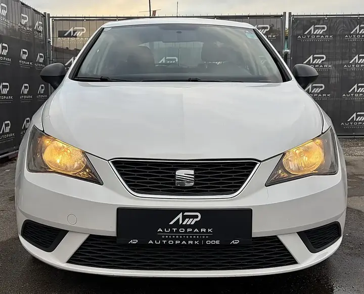 Seat Ibiza 2012 photo 3