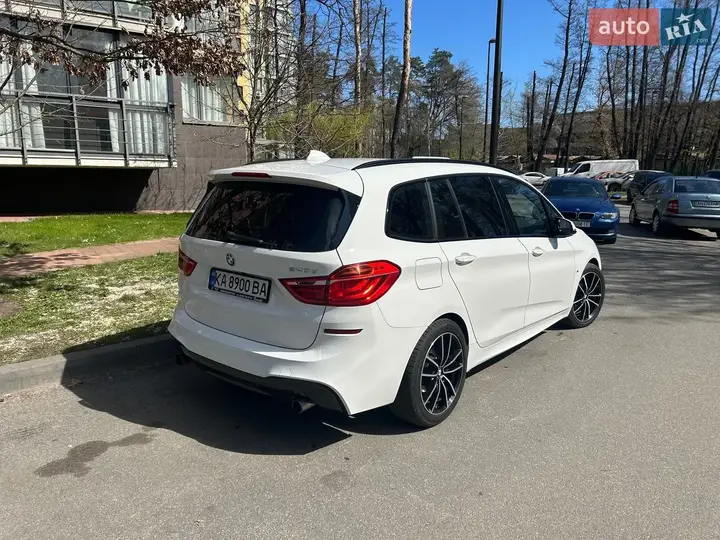 BMW 2 Series Gran Tourer 2016 photo 2