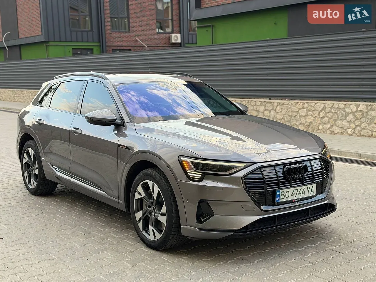 Audi E-Tron 2020 photo 2