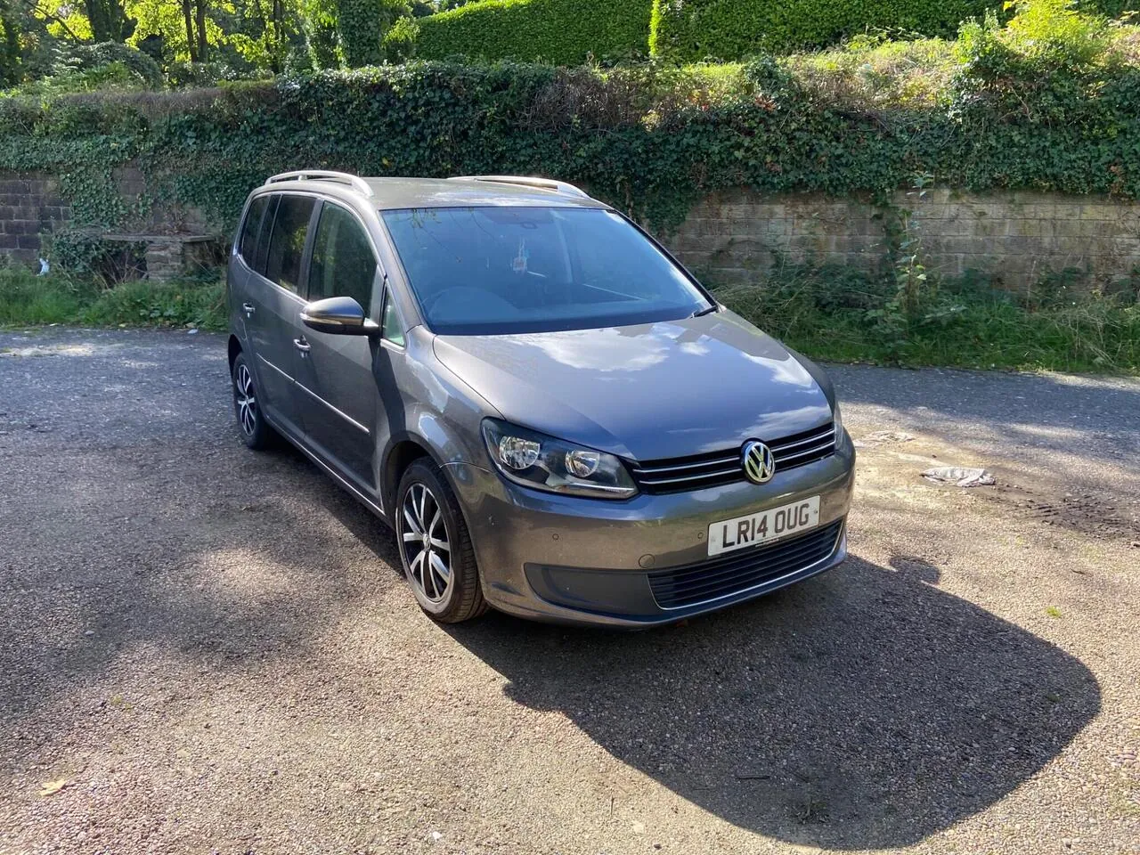 Volkswagen Touran 2014 photo 3
