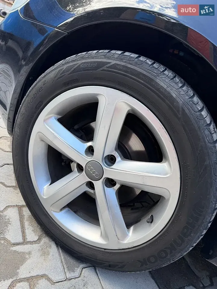 Skoda Octavia 2011 photo 5