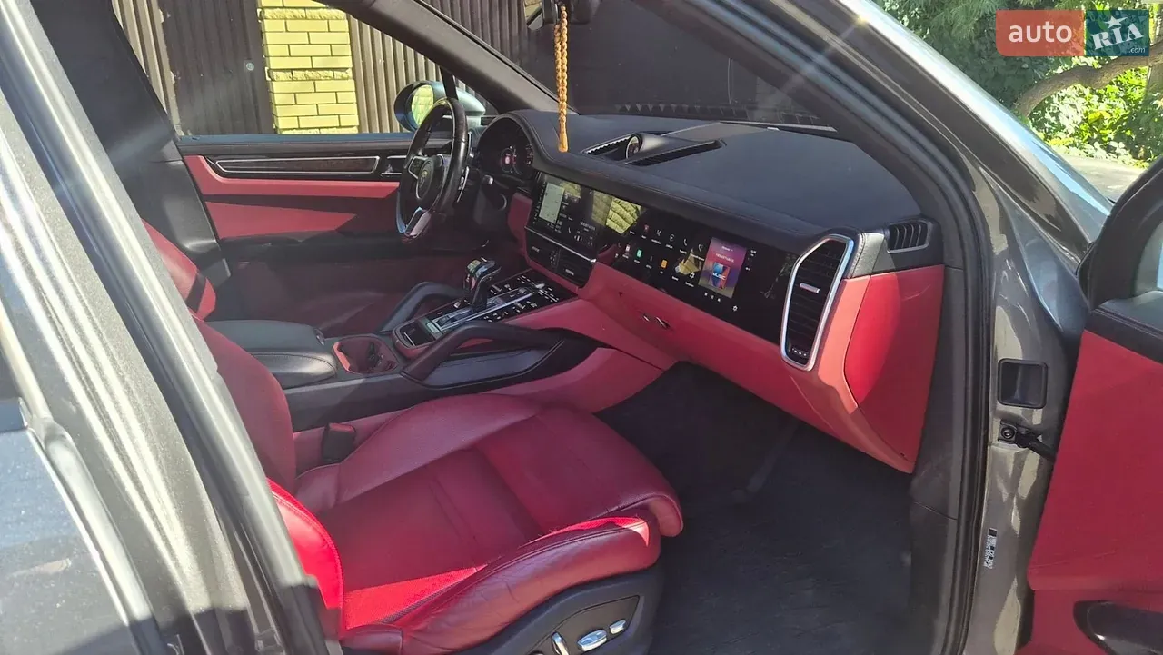 Porsche Cayenne 2019 photo 2