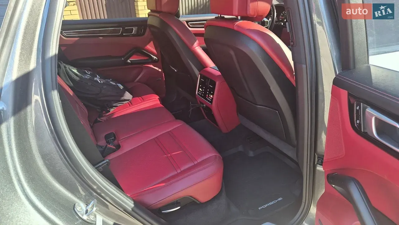 Porsche Cayenne 2019 photo 3