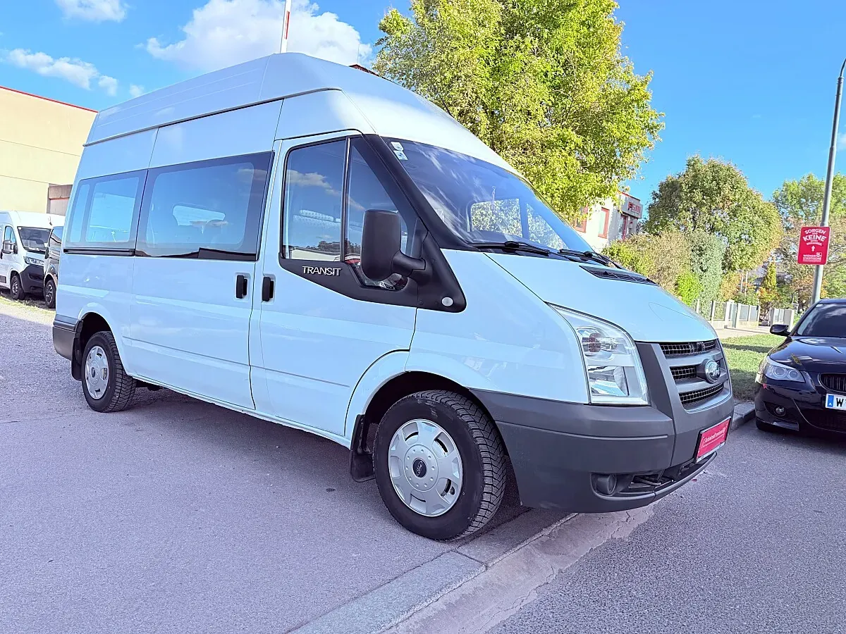 Ford Transit 2011 photo 2