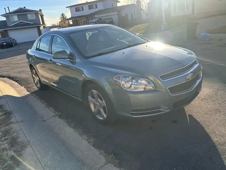 Chevrolet Malibu 2009 photo 3