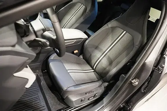 Ford Capri 2027 photo 4