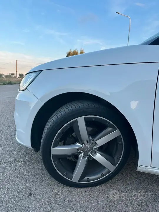 Audi A1 2016 photo 3