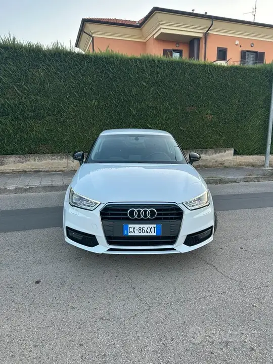 Audi A1 2016 photo 2