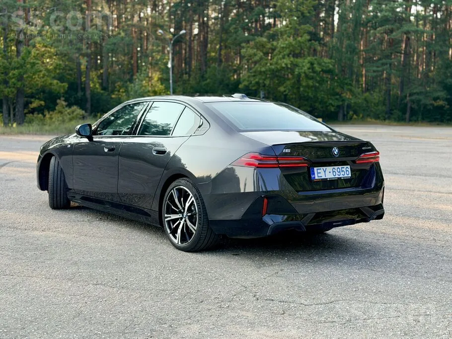 BMW I5 2024 photo 2
