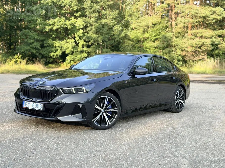BMW I5