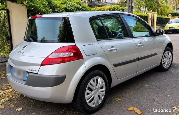 Renault Megane 2005 photo 2