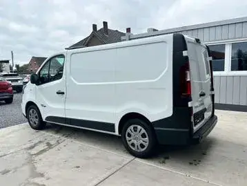 Renault Trafic 2018 photo 2