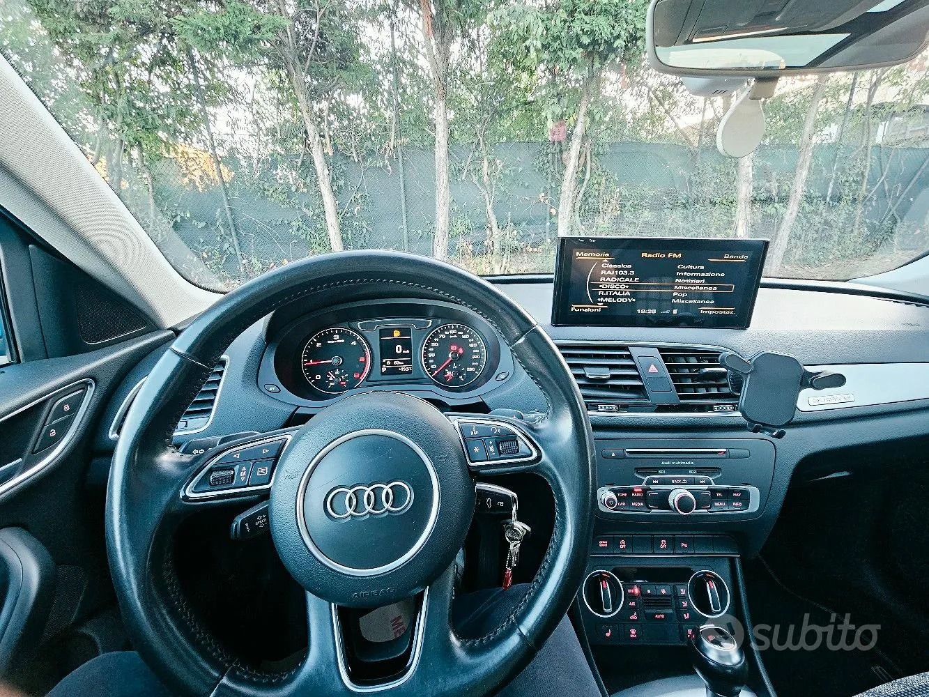 Audi Q3 2016 photo 4