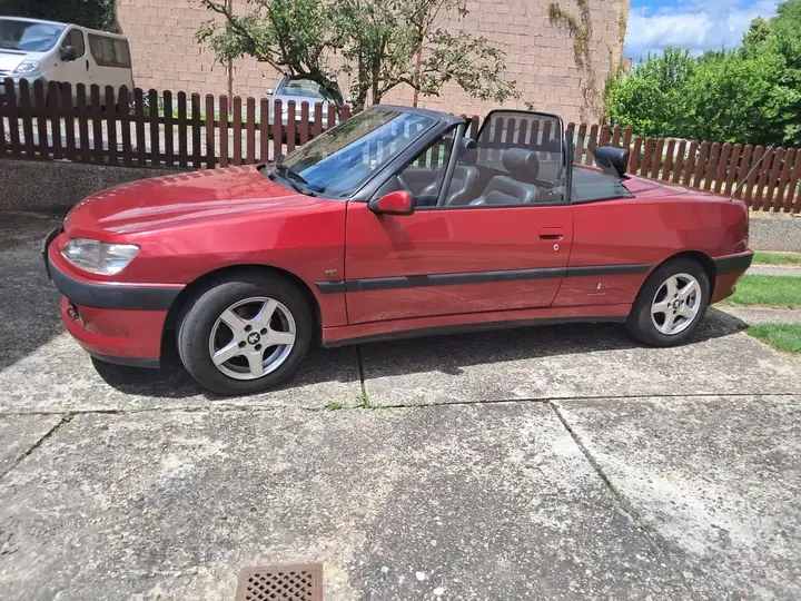 Peugeot 306