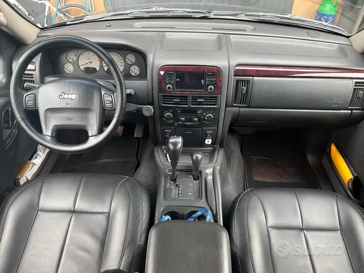 Jeep Grand Cherokee 2003 photo 4