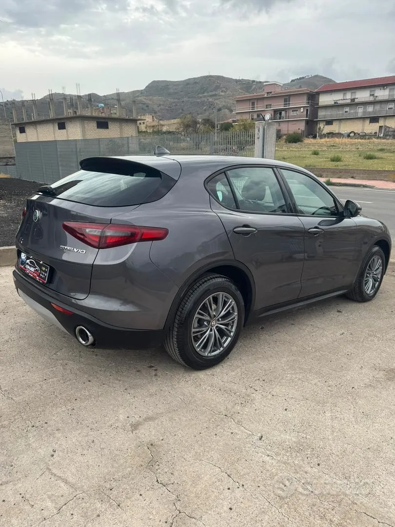 Alfa Romeo Stelvio 2018 photo 4