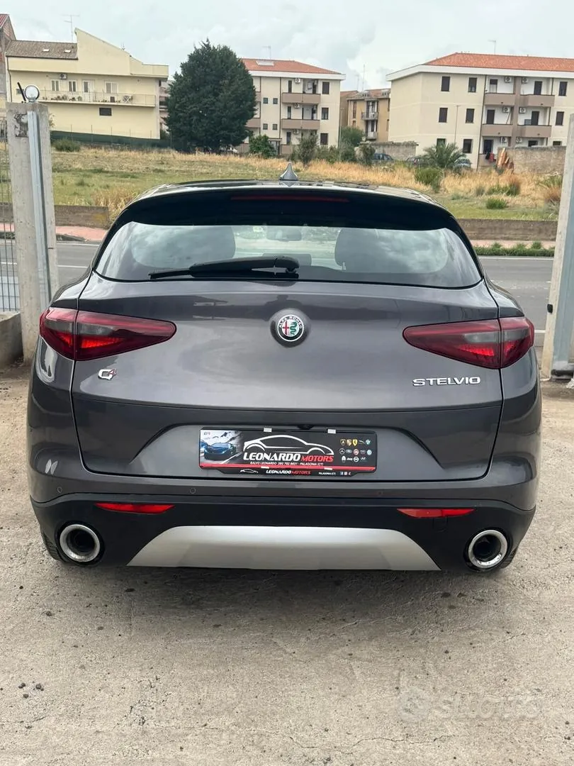 Alfa Romeo Stelvio 2018 photo 5
