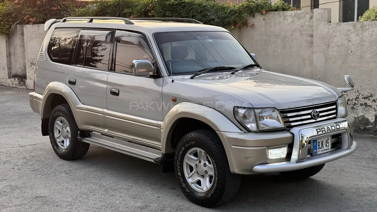 Toyota Prado