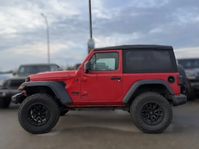Jeep Wrangler 2022 photo 2