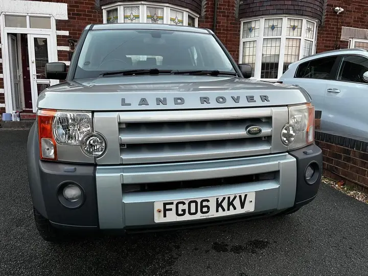 Land Rover Discovery 3 2006 photo 2